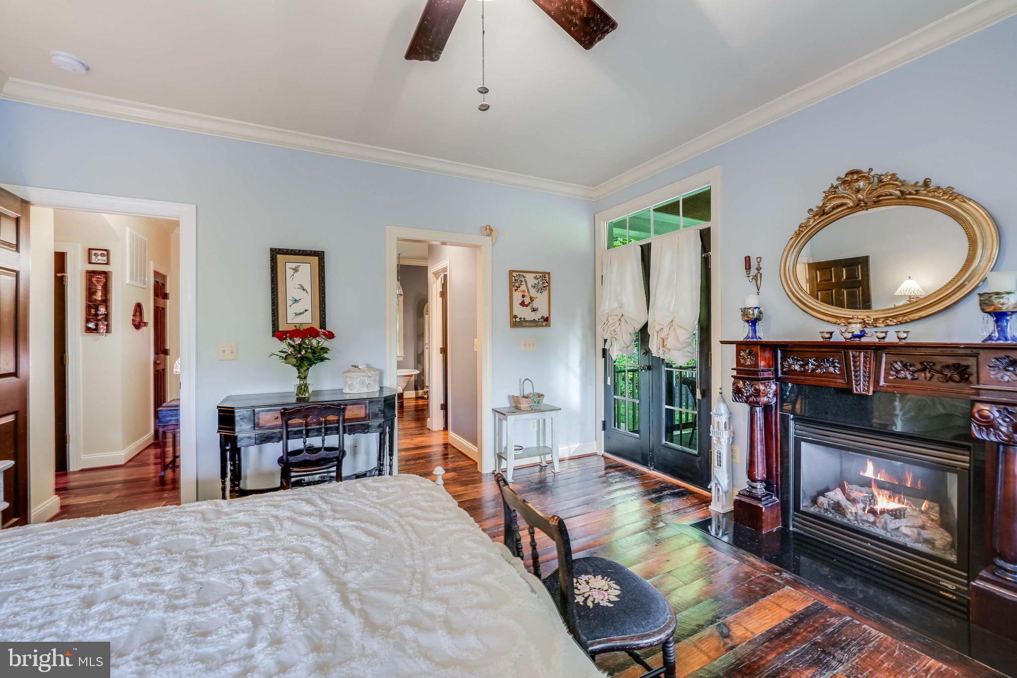 THE PLAINS - Residential