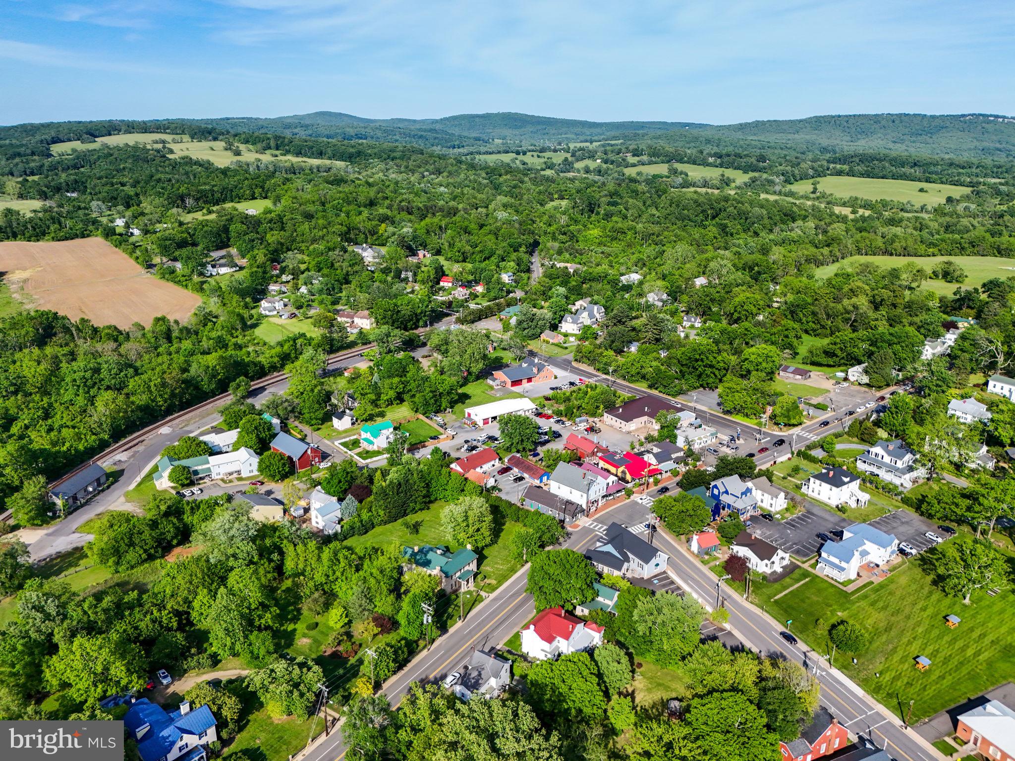 THE PLAINS - Residential