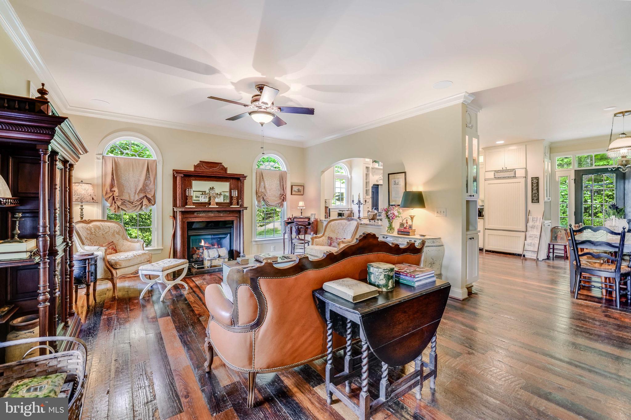 THE PLAINS - Residential