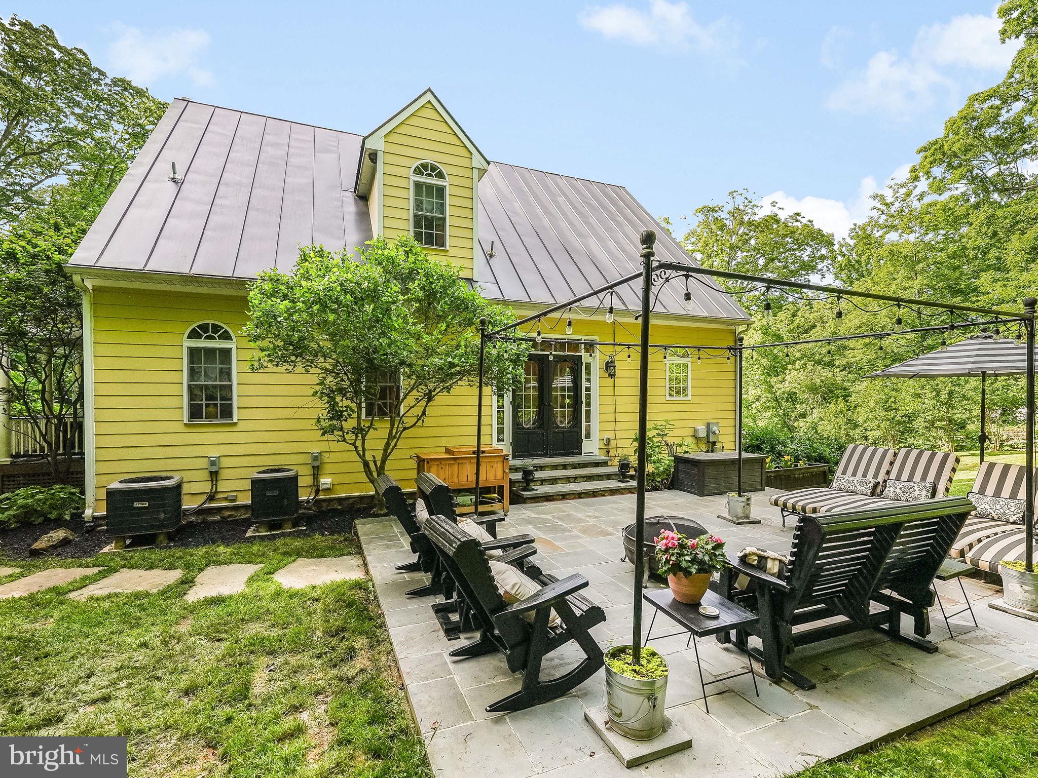 THE PLAINS - Residential