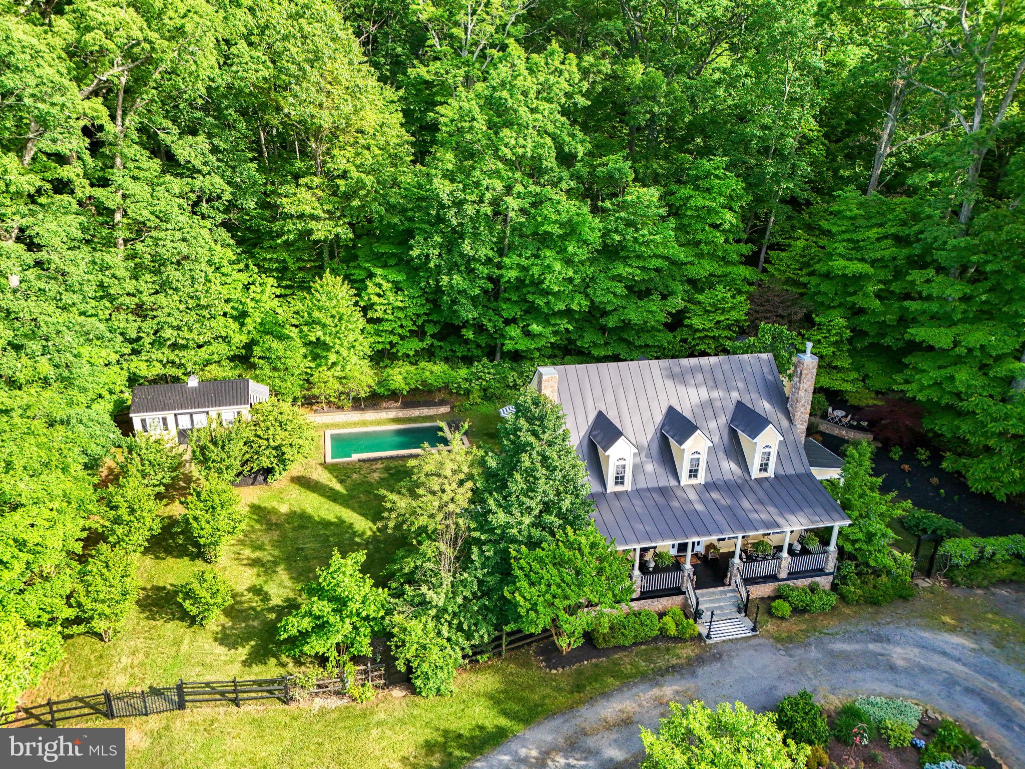 THE PLAINS - Residential