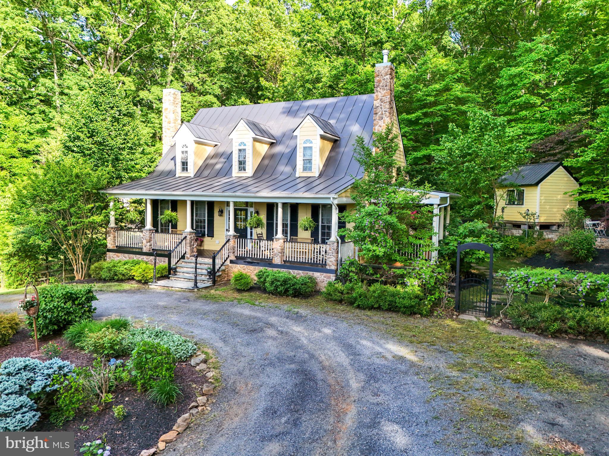 THE PLAINS - Residential