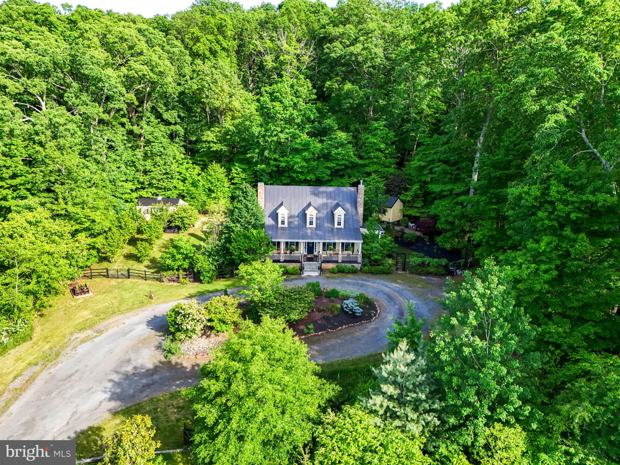 THE PLAINS - Residential