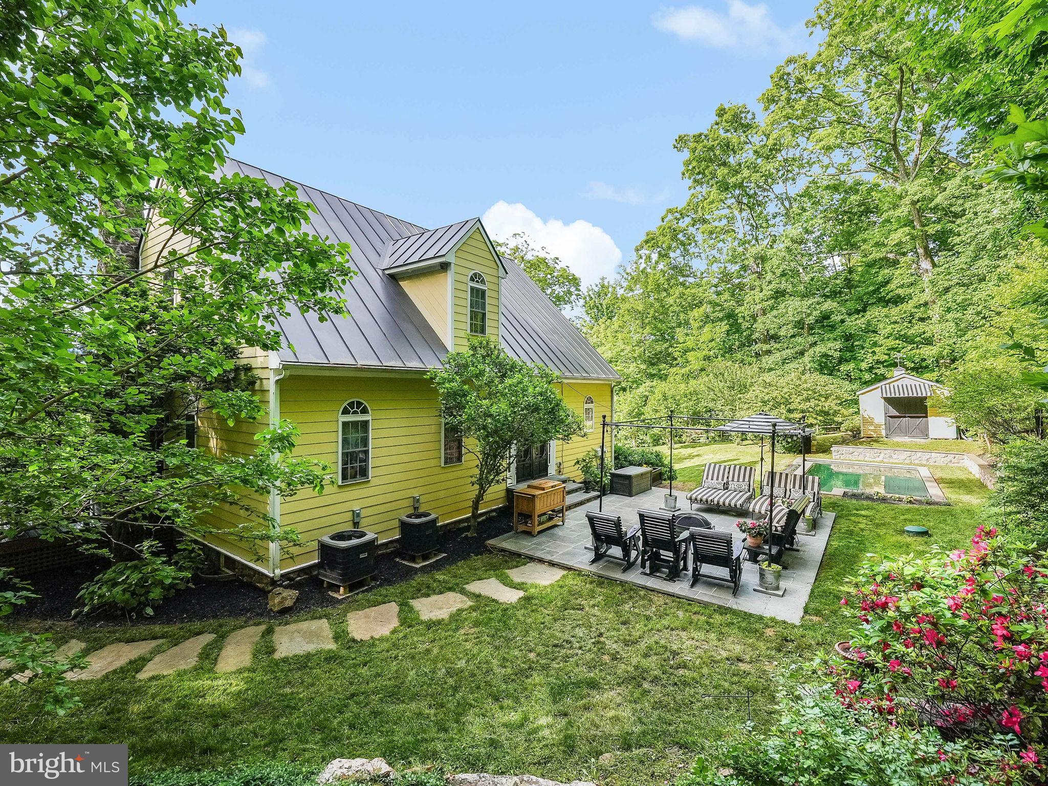 THE PLAINS - Residential