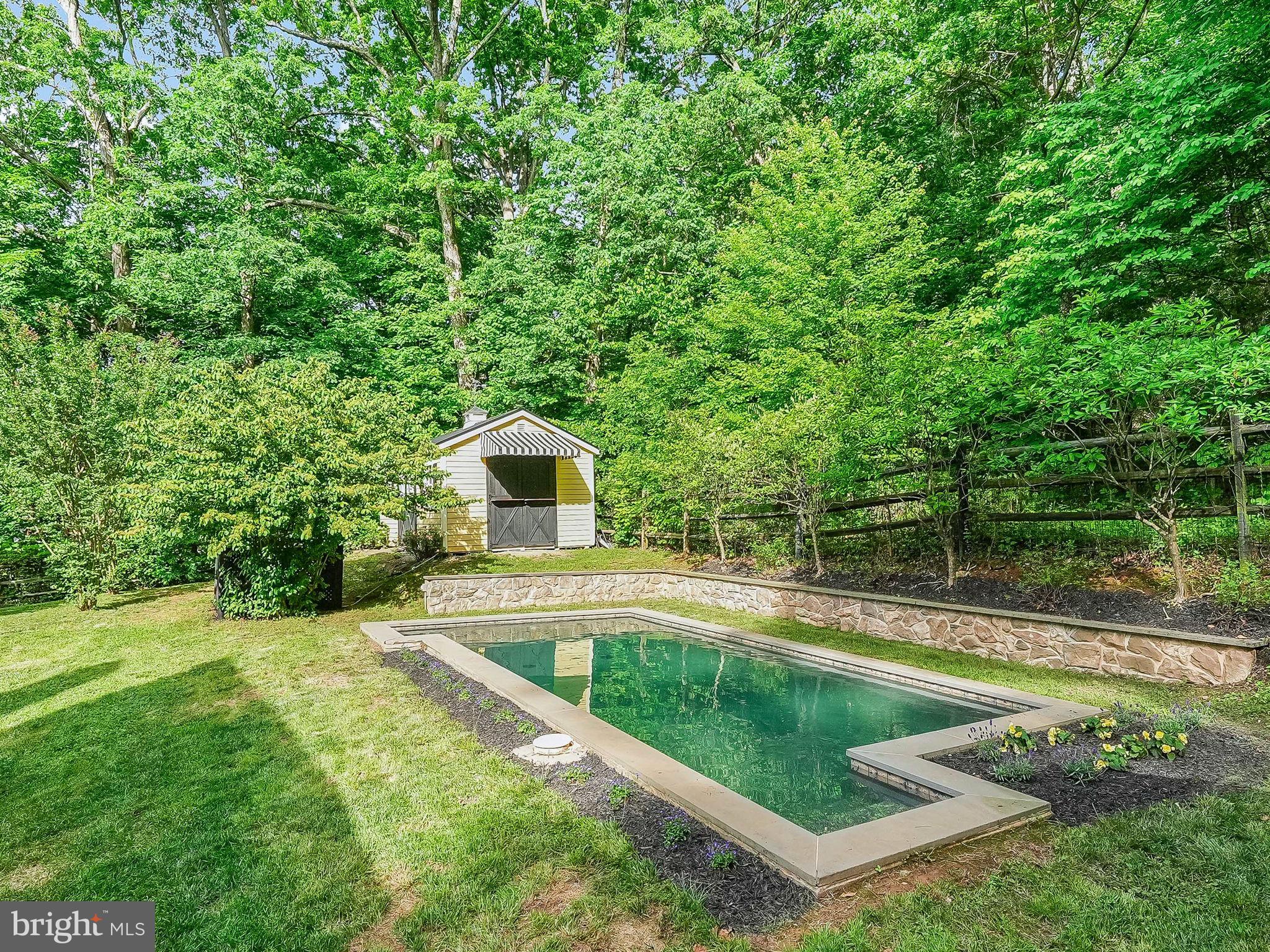 THE PLAINS - Residential