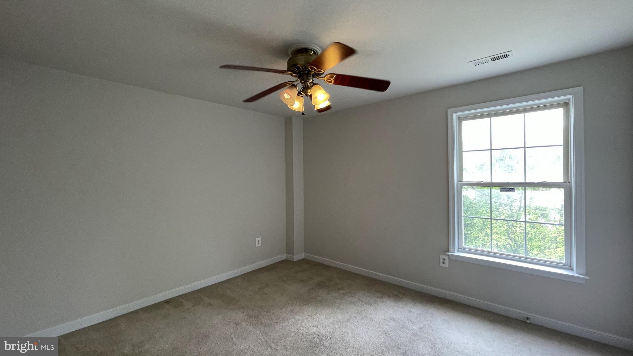 STONE RIVER - Residential Lease