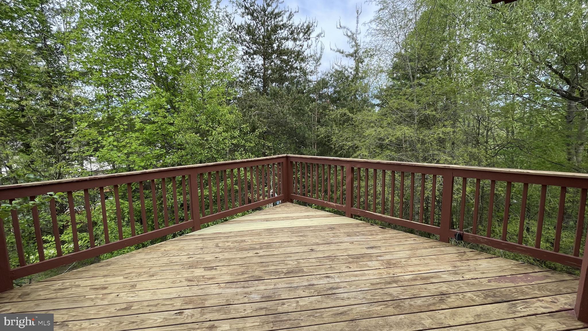 STONE RIVER - Residential Lease