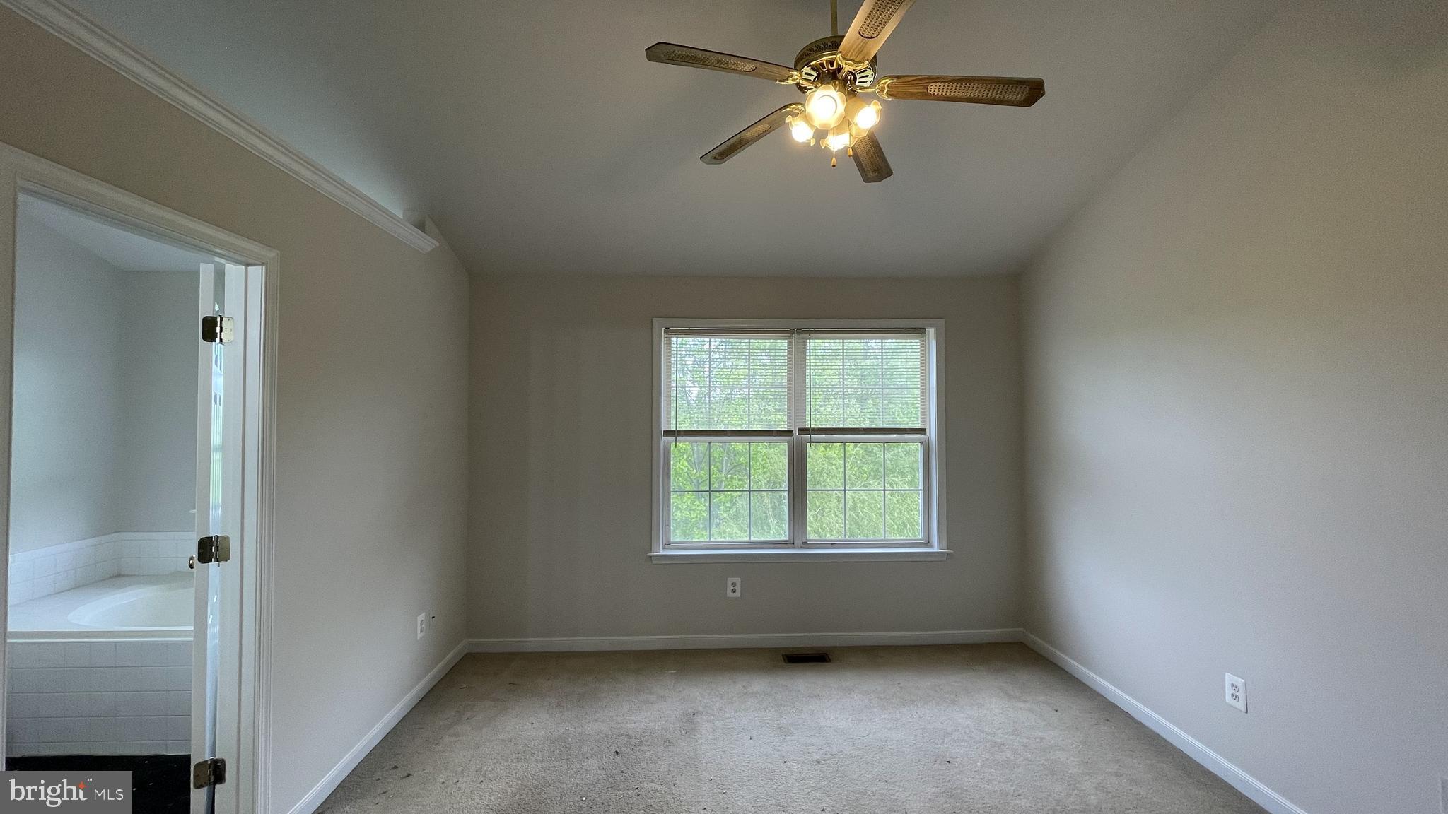 STONE RIVER - Residential Lease