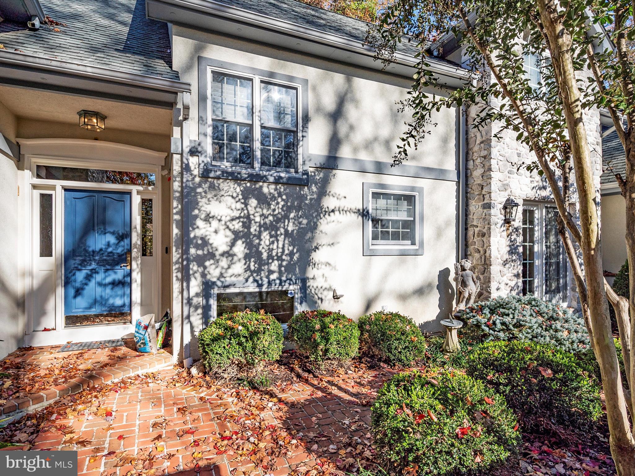 LAURELFORD - Residential