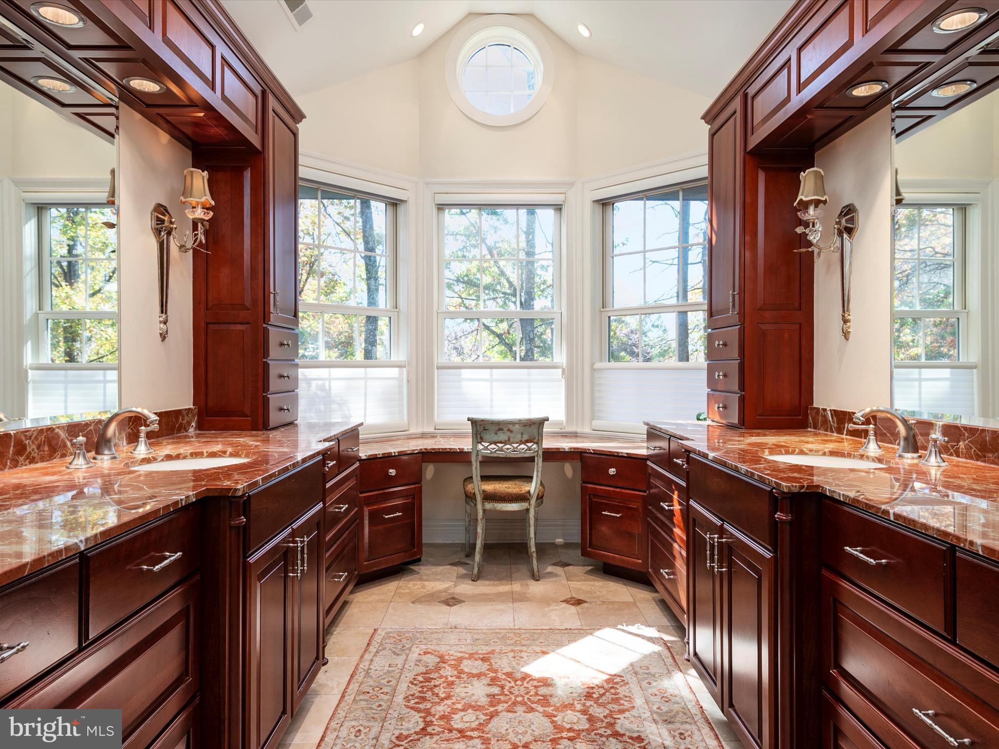 LAURELFORD - Residential