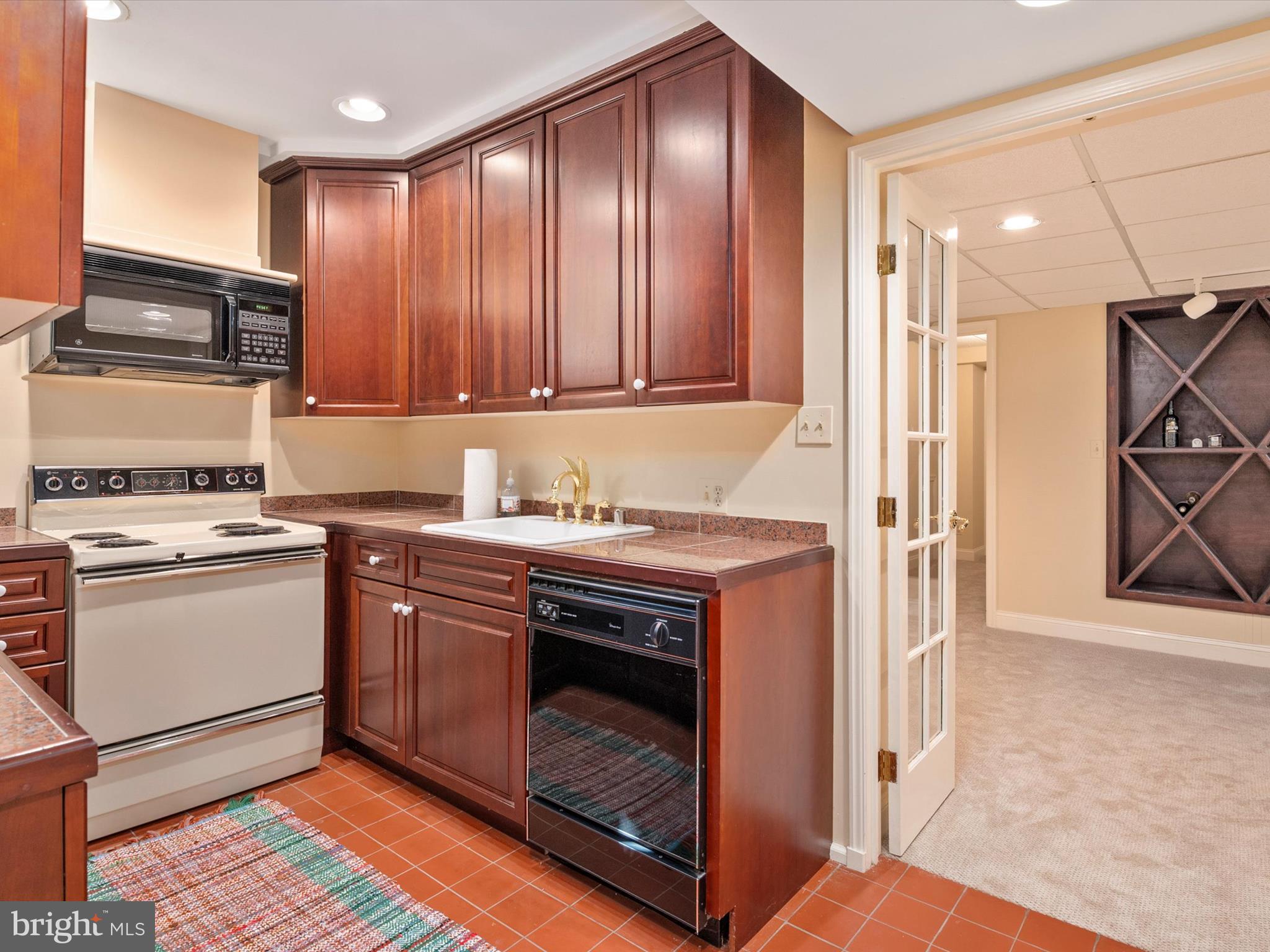 LAURELFORD - Residential