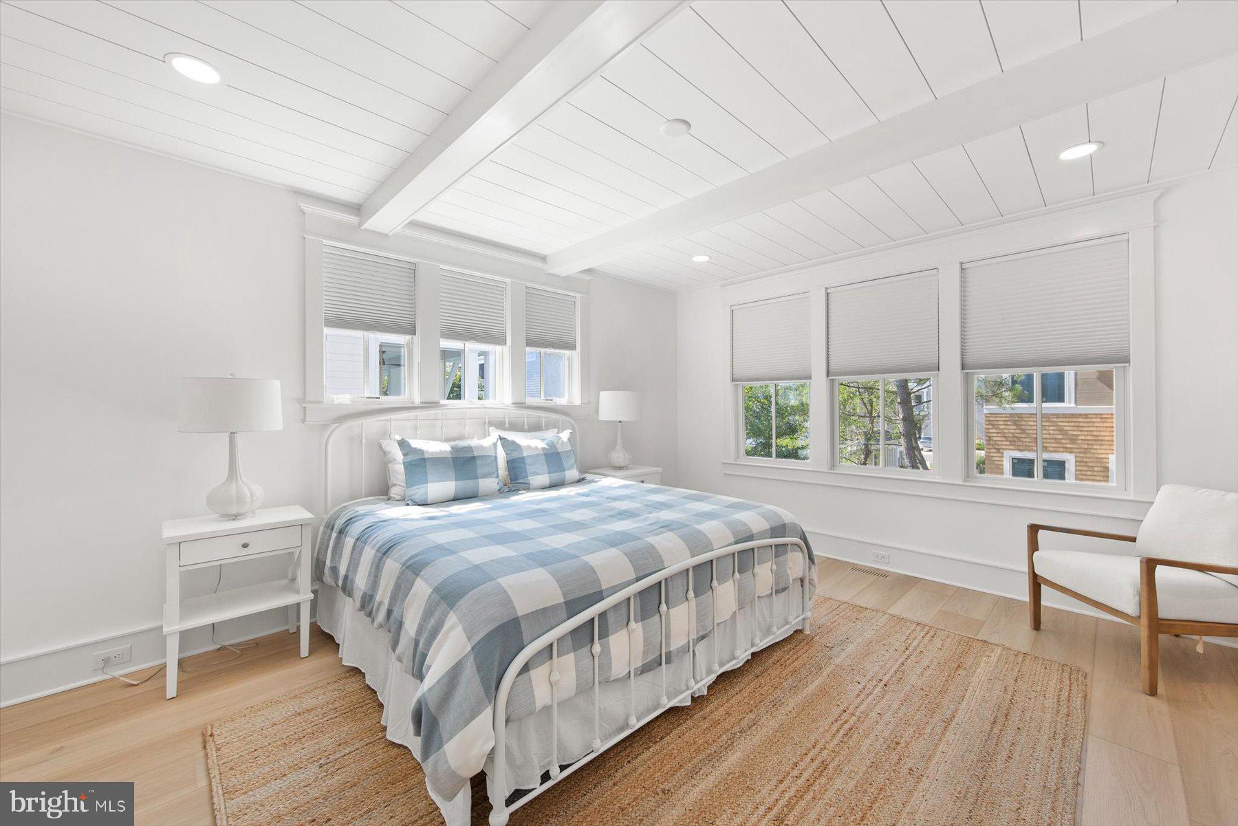 SUSSEX SHORES - Residential