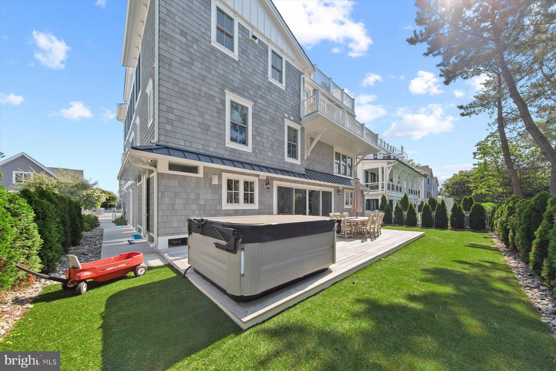 SUSSEX SHORES - Residential