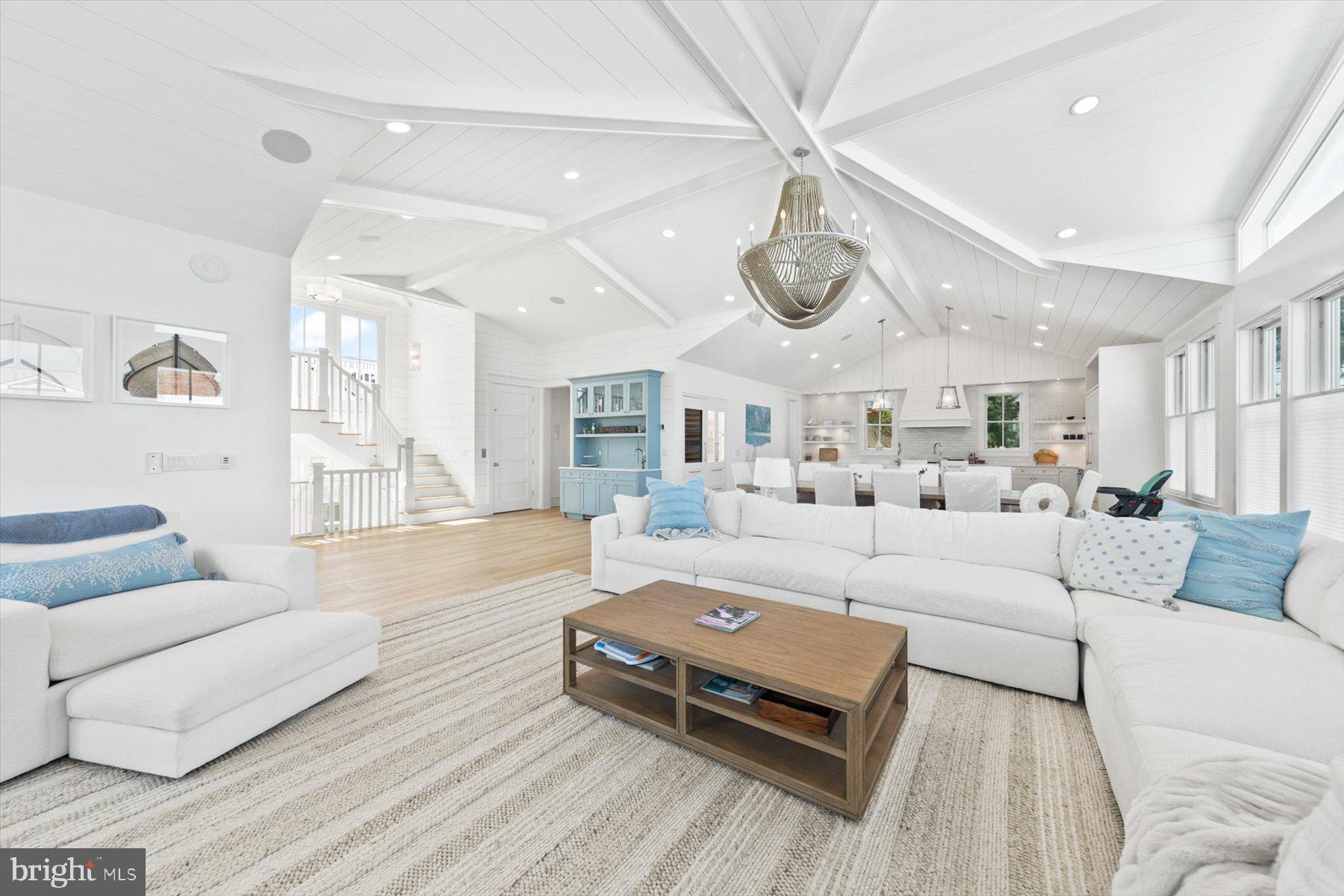 SUSSEX SHORES - Residential