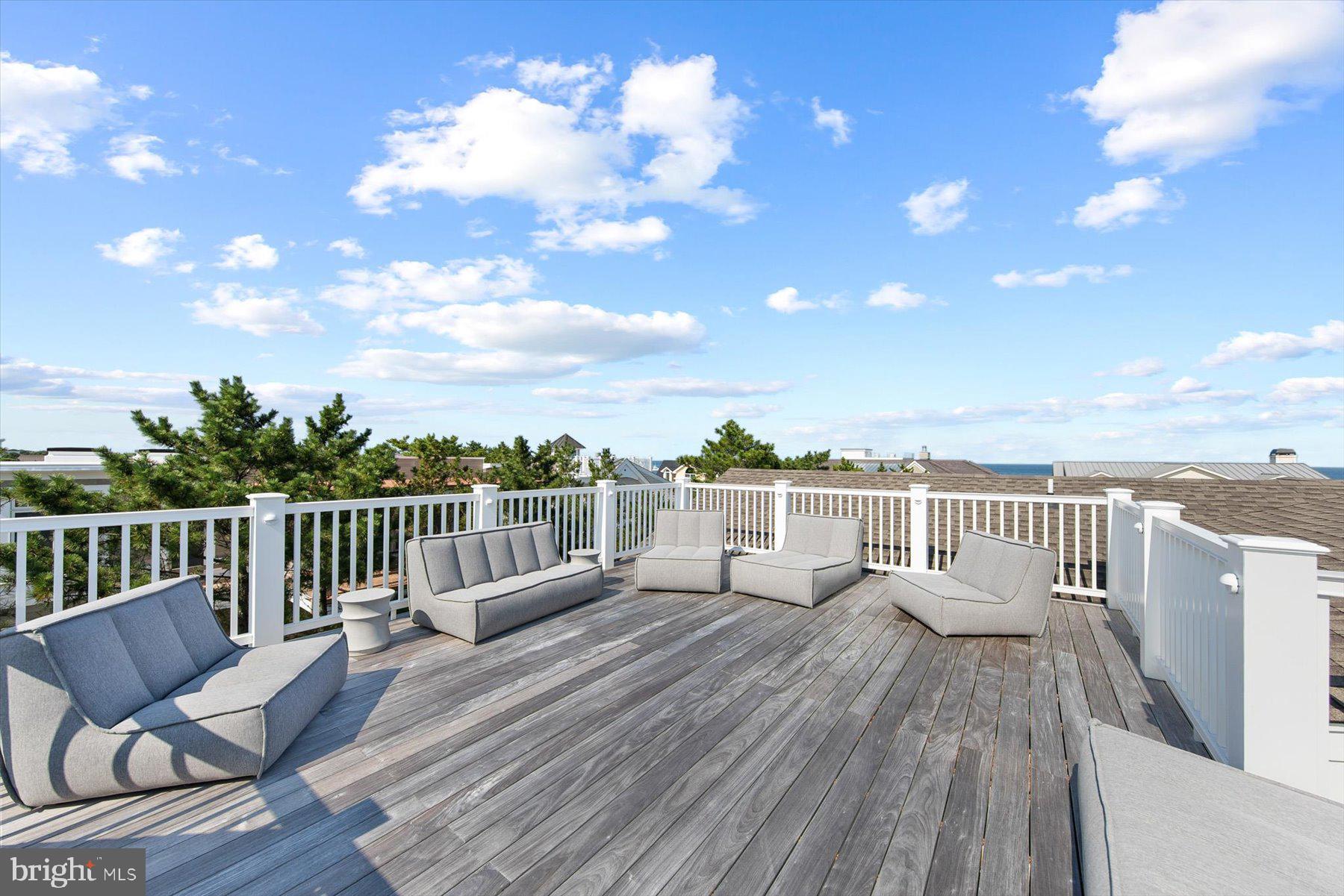 SUSSEX SHORES - Residential