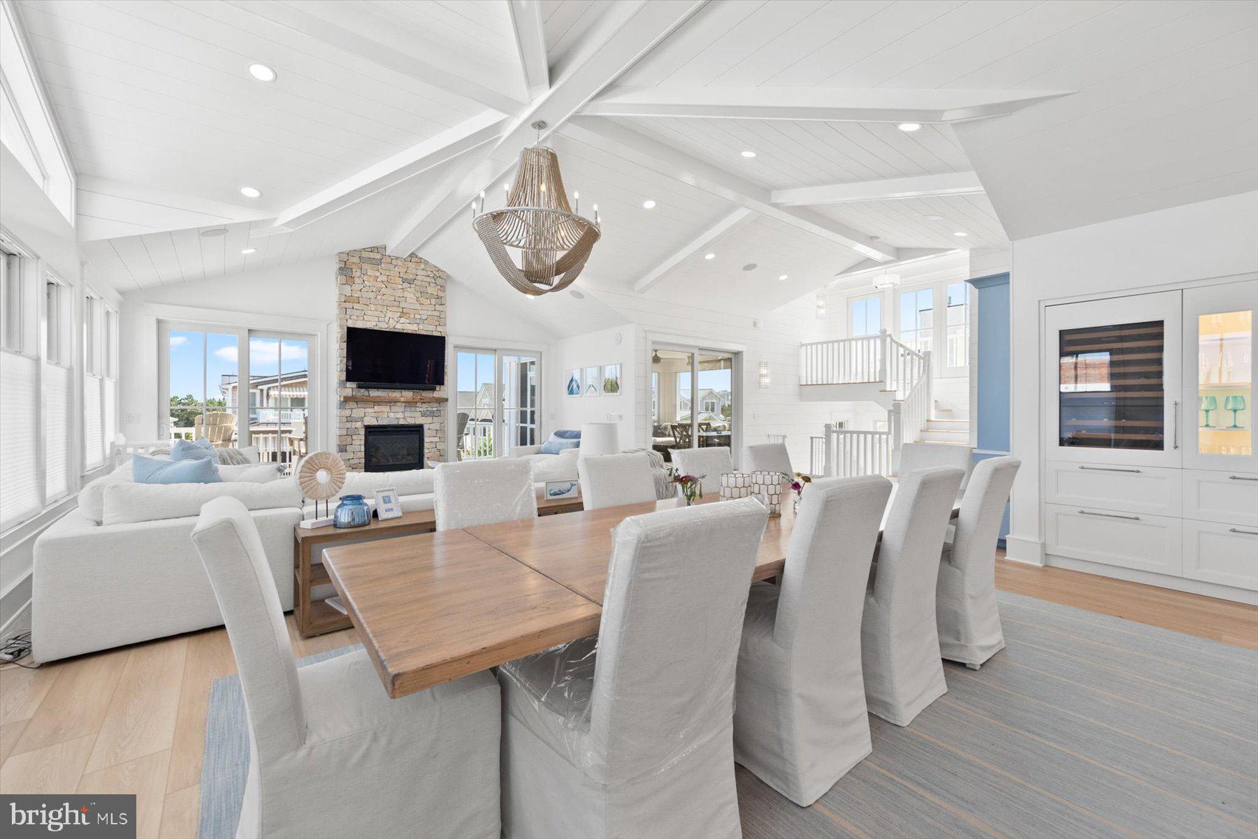 SUSSEX SHORES - Residential