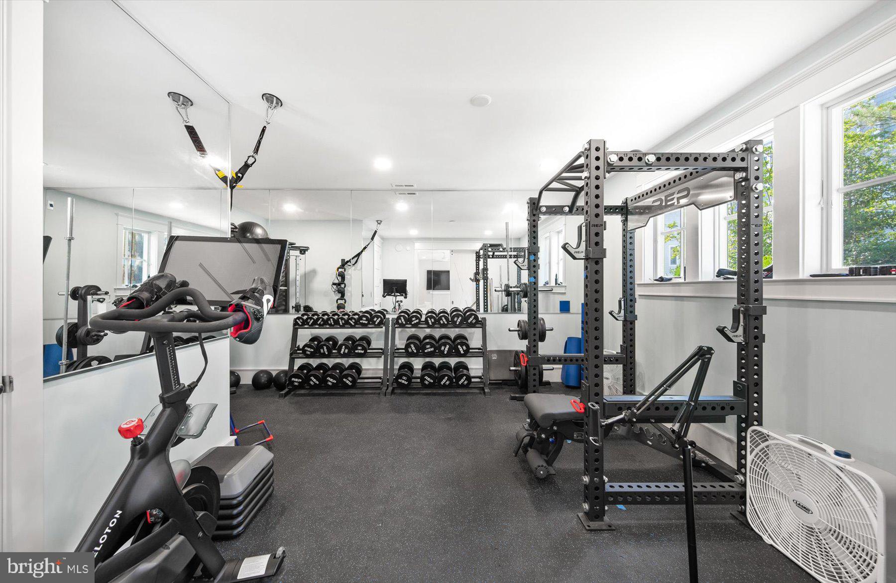 SUSSEX SHORES - Residential