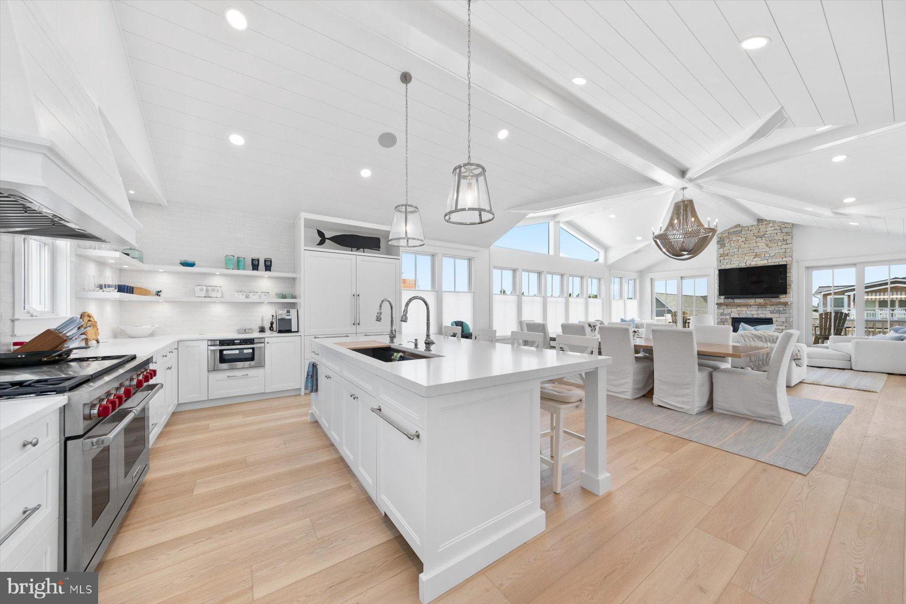 SUSSEX SHORES - Residential