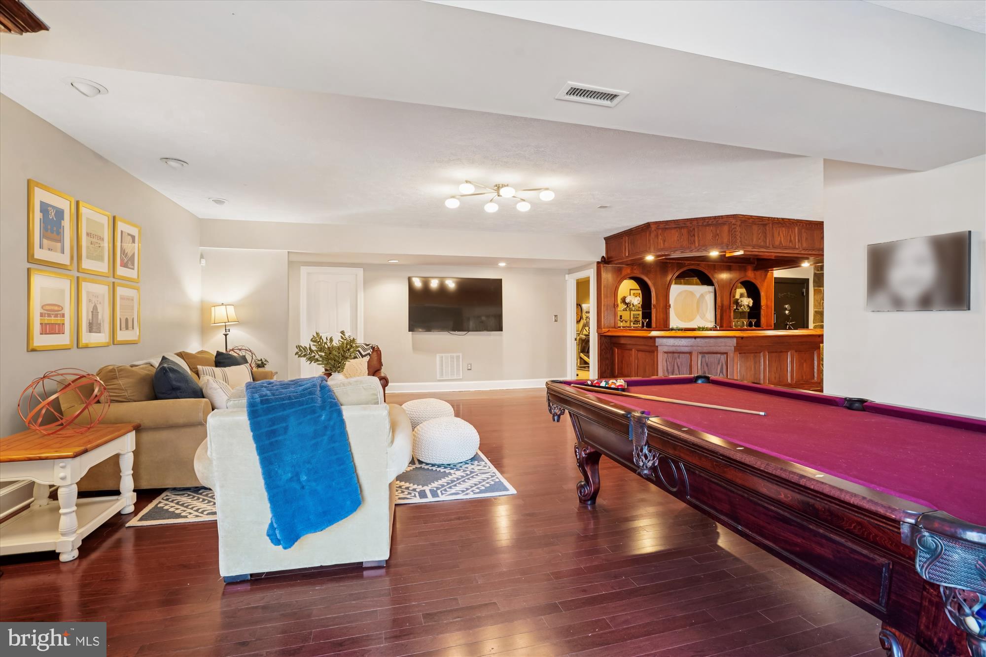 GLENCAIRN - Residential