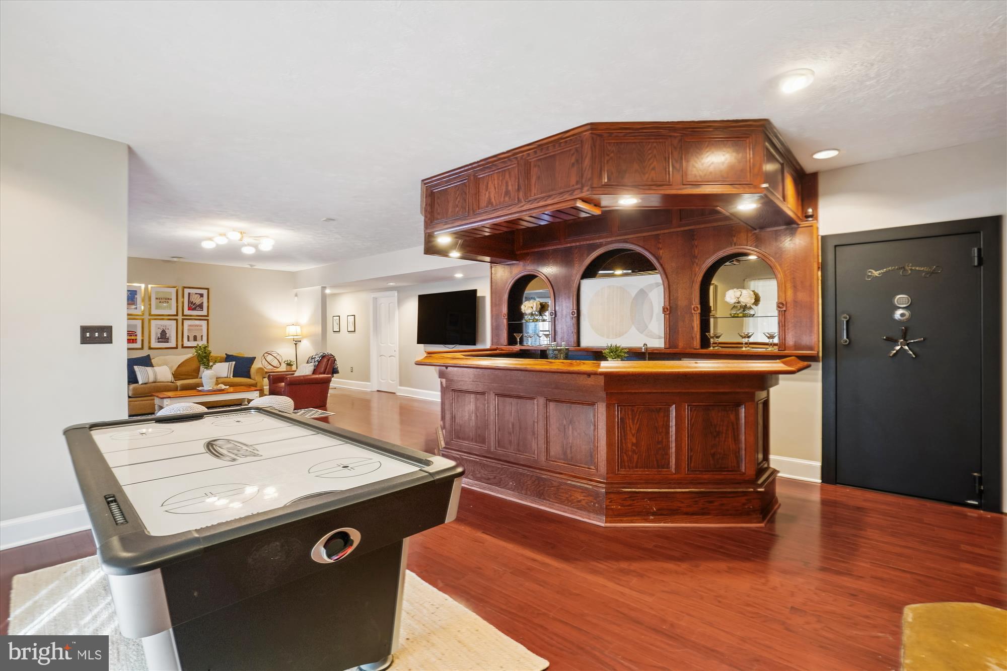 GLENCAIRN - Residential