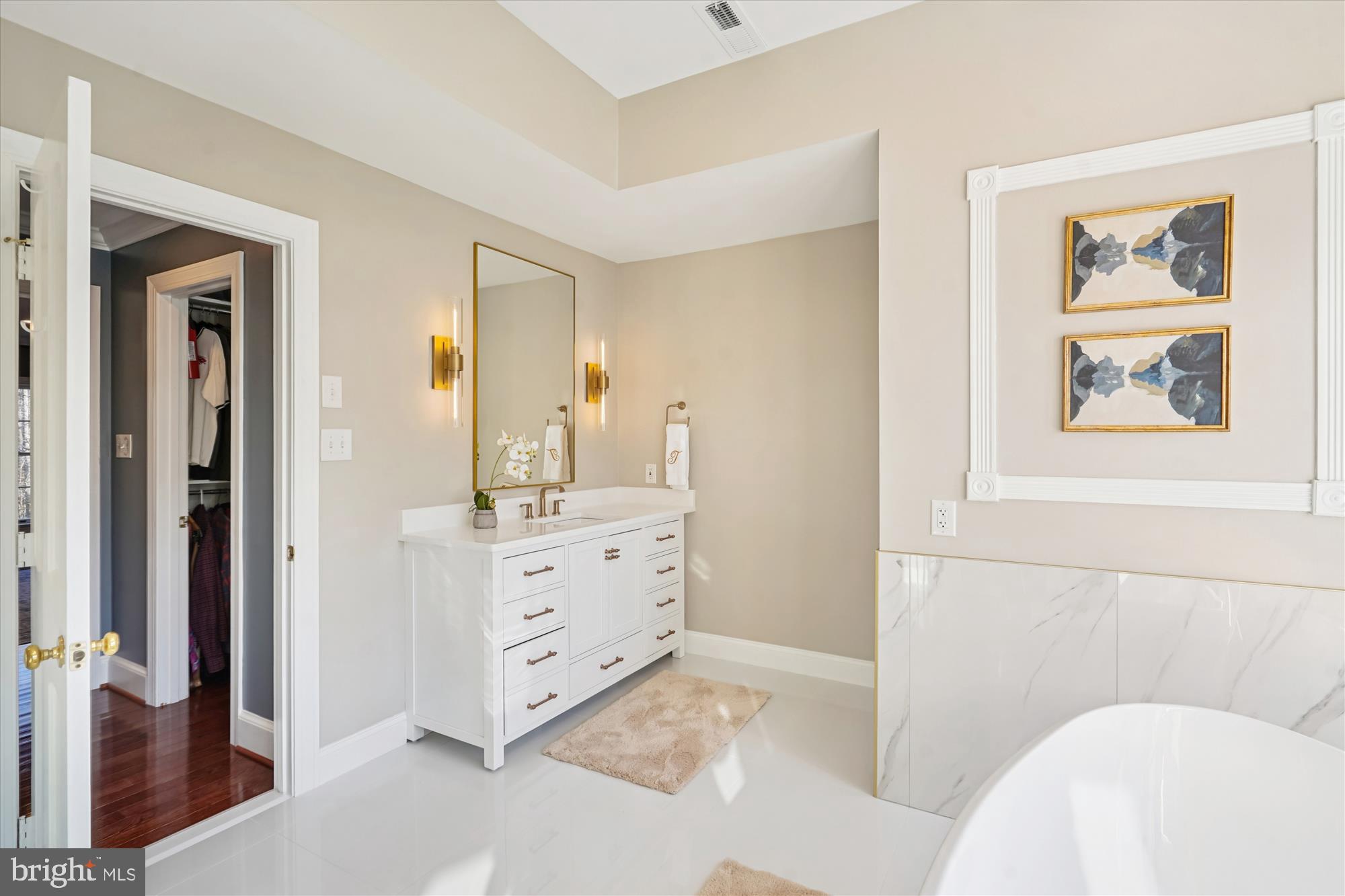 GLENCAIRN - Residential