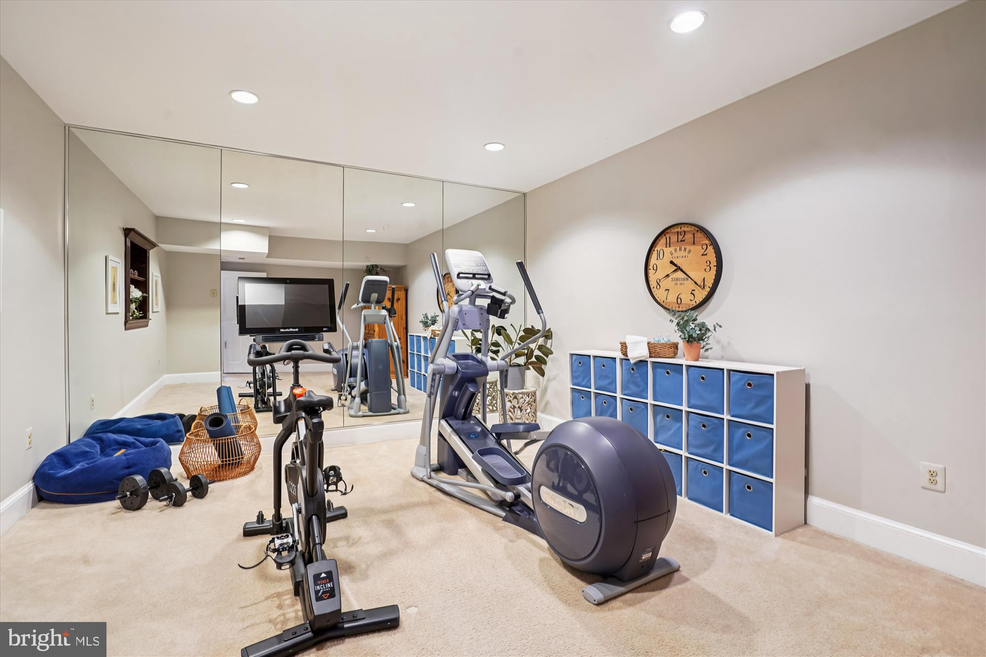 GLENCAIRN - Residential