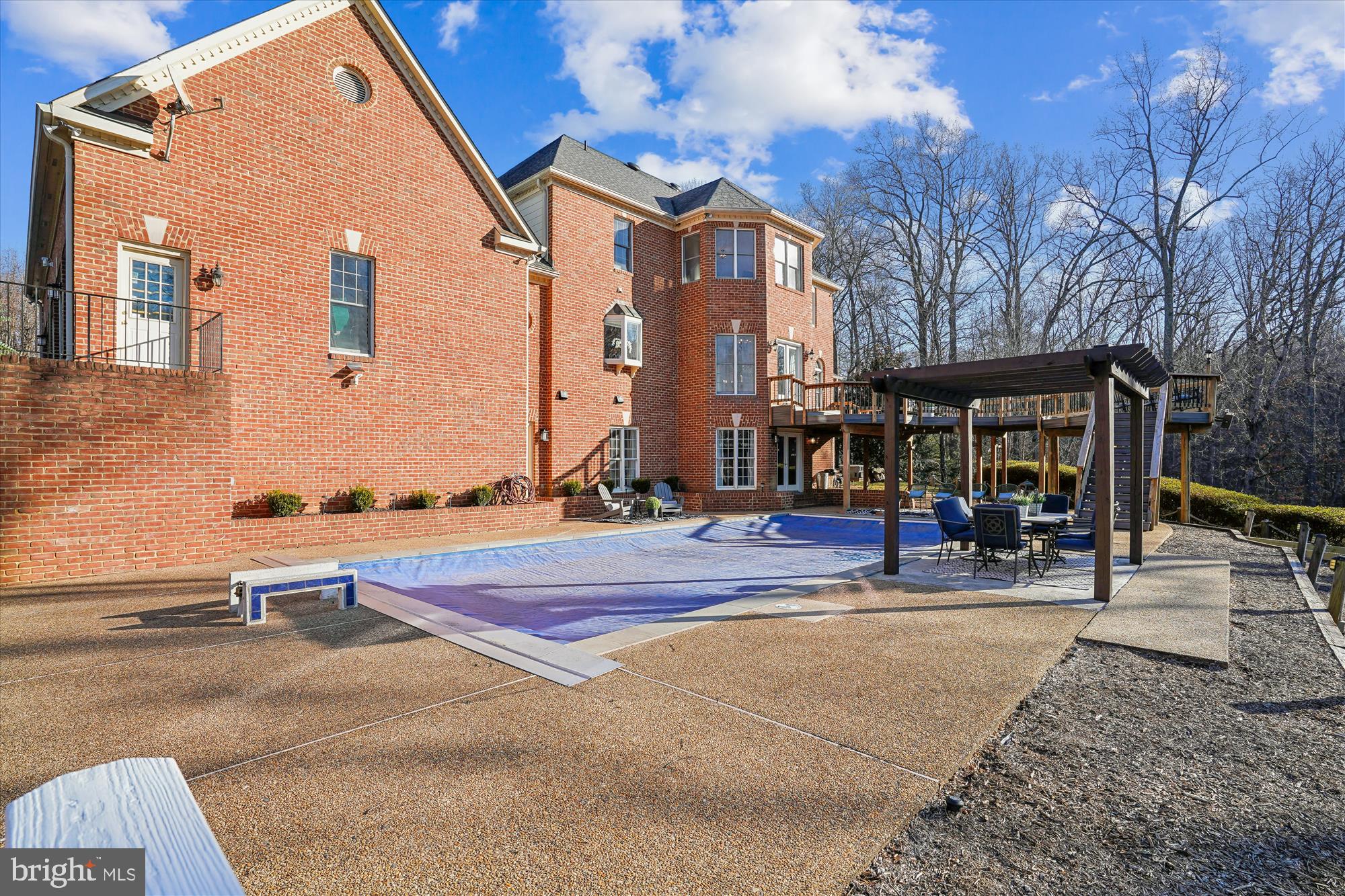 GLENCAIRN - Residential