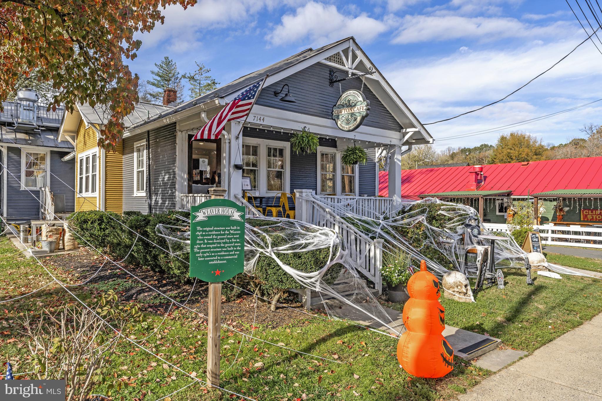 GLENCAIRN - Residential