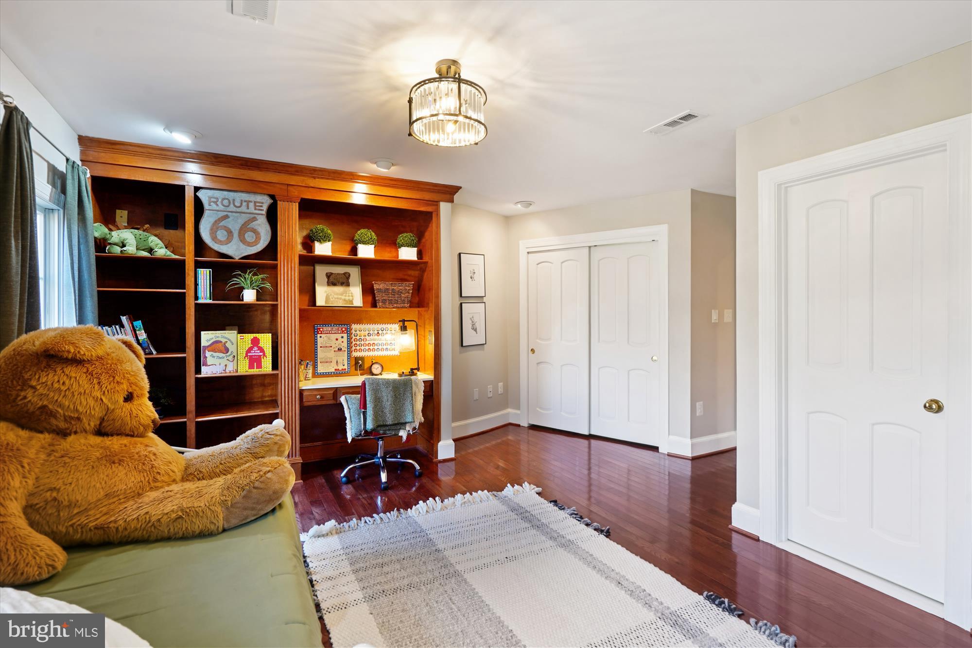 GLENCAIRN - Residential