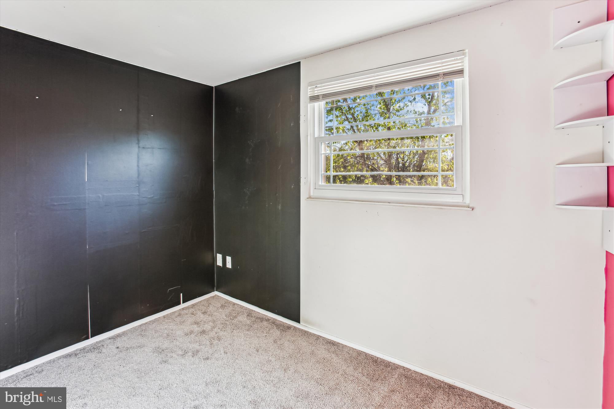 AMBER MEADOWS - Residential