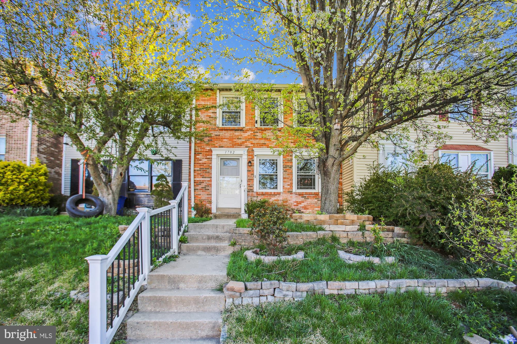 AMBER MEADOWS - Residential