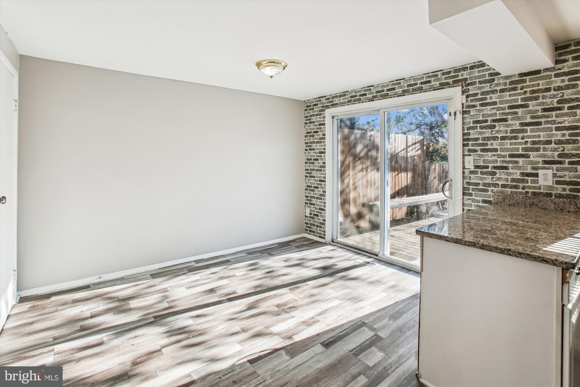 AMBER MEADOWS - Residential