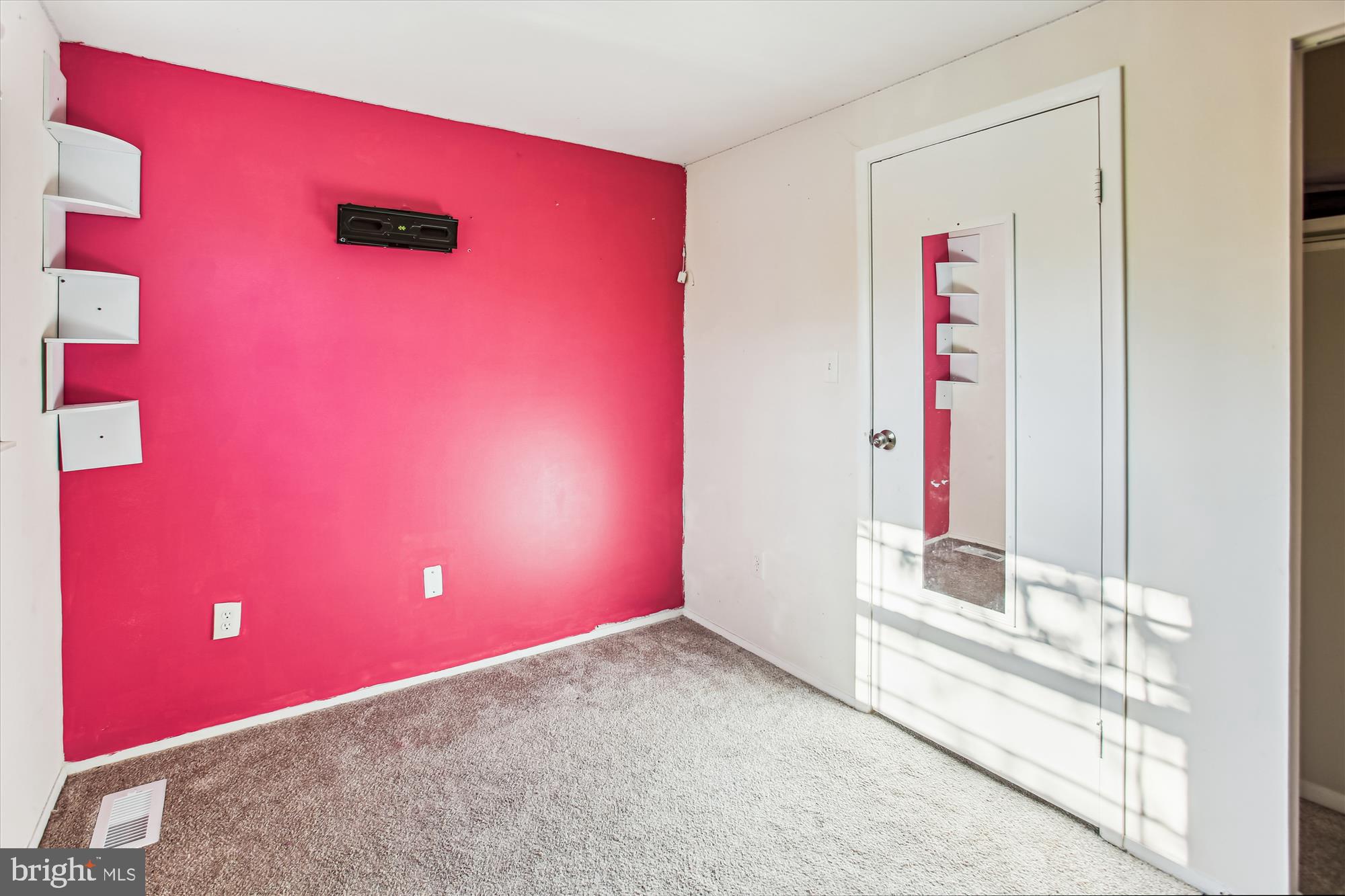 AMBER MEADOWS - Residential