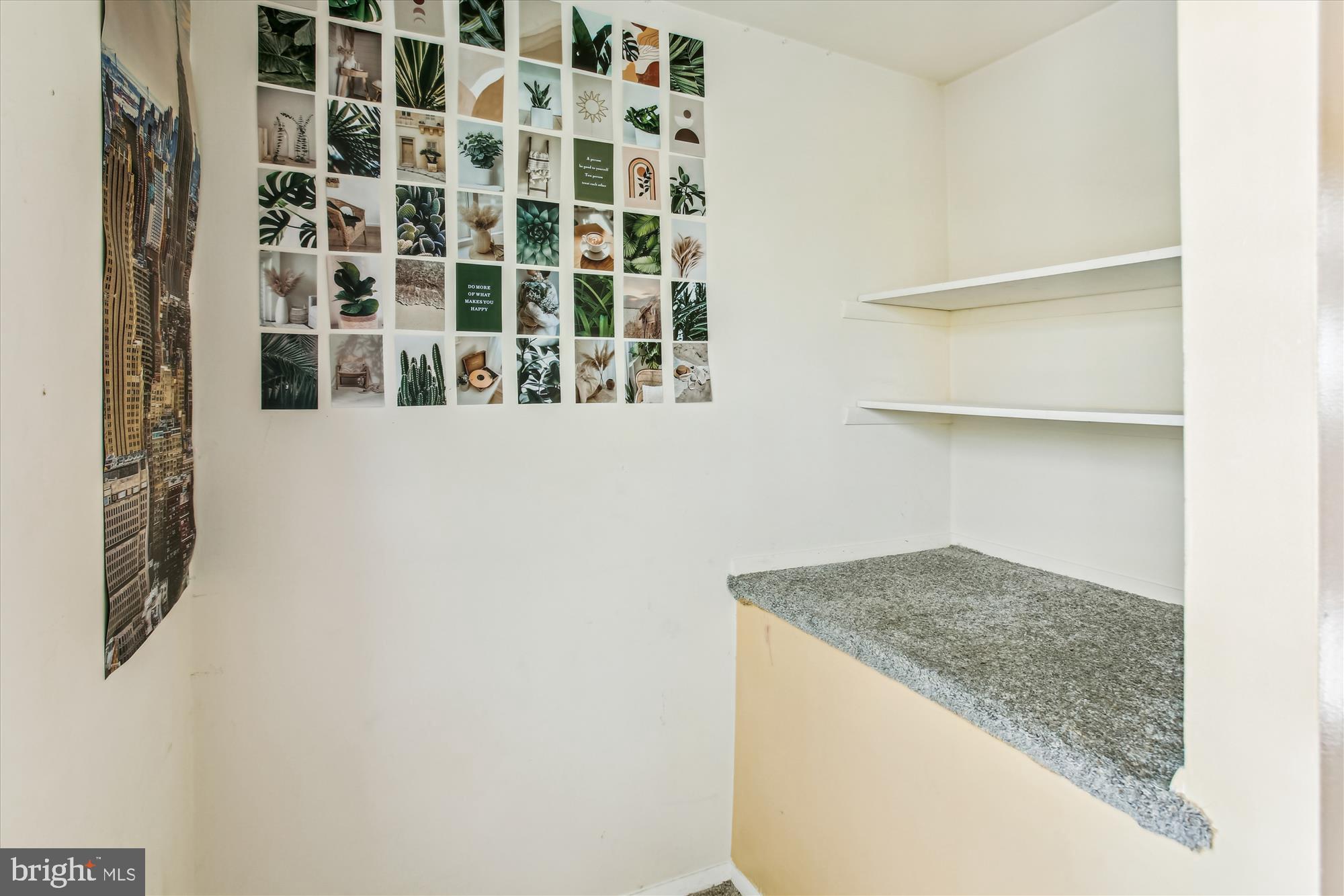 AMBER MEADOWS - Residential