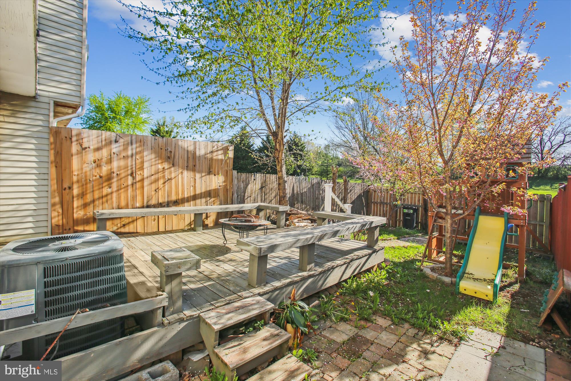 AMBER MEADOWS - Residential