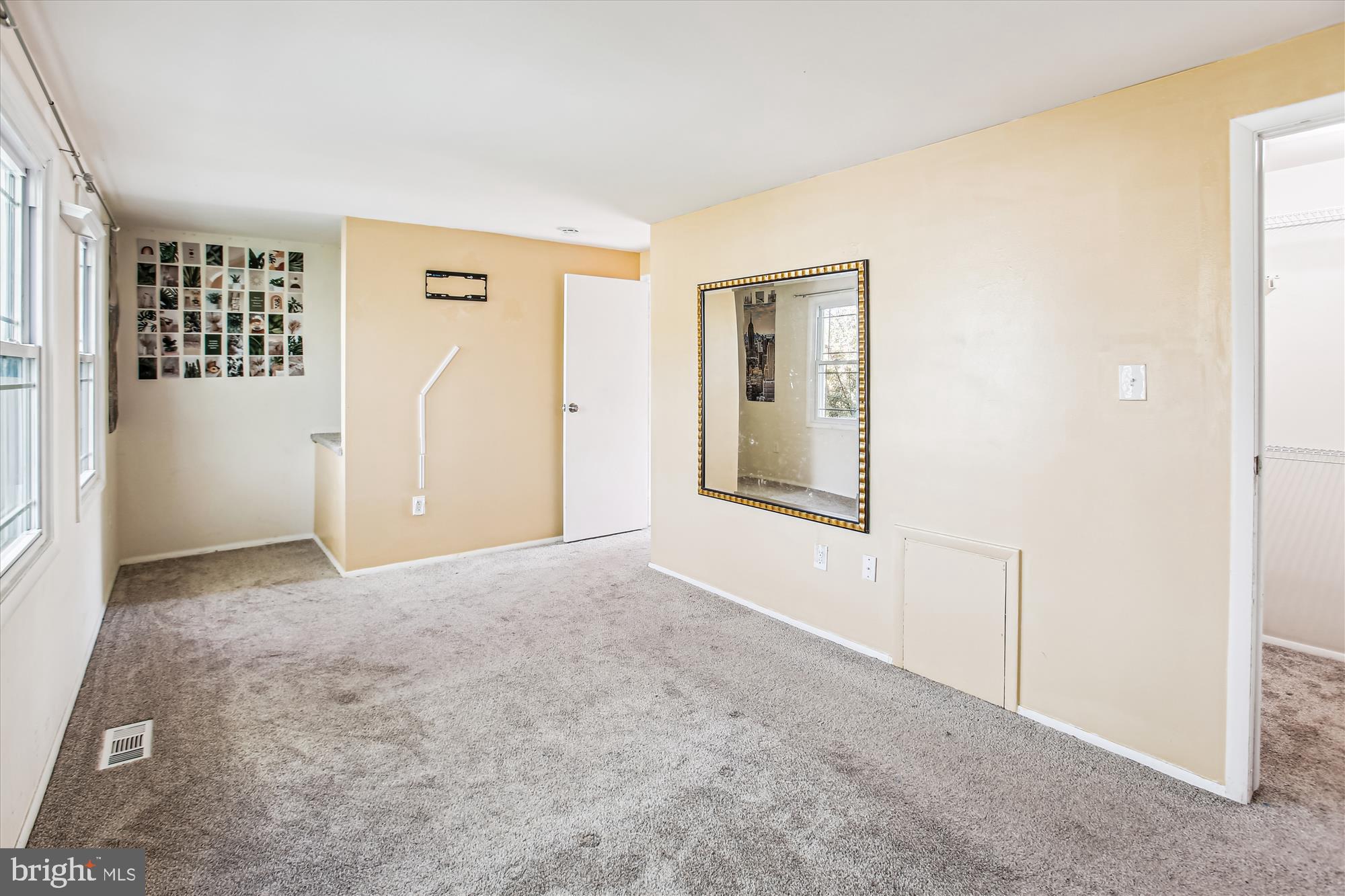 AMBER MEADOWS - Residential