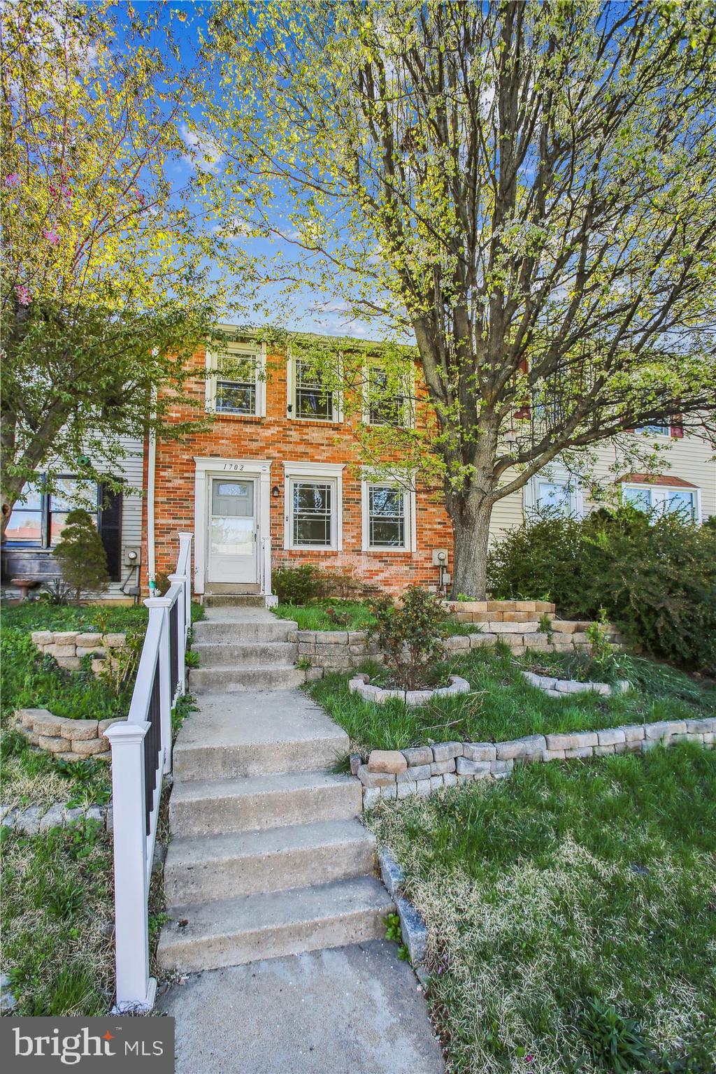 AMBER MEADOWS - Residential