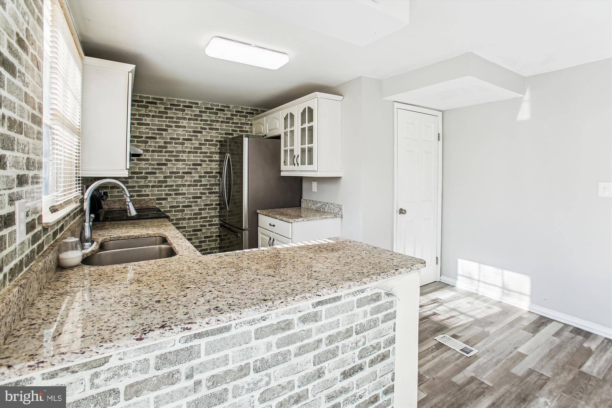 AMBER MEADOWS - Residential