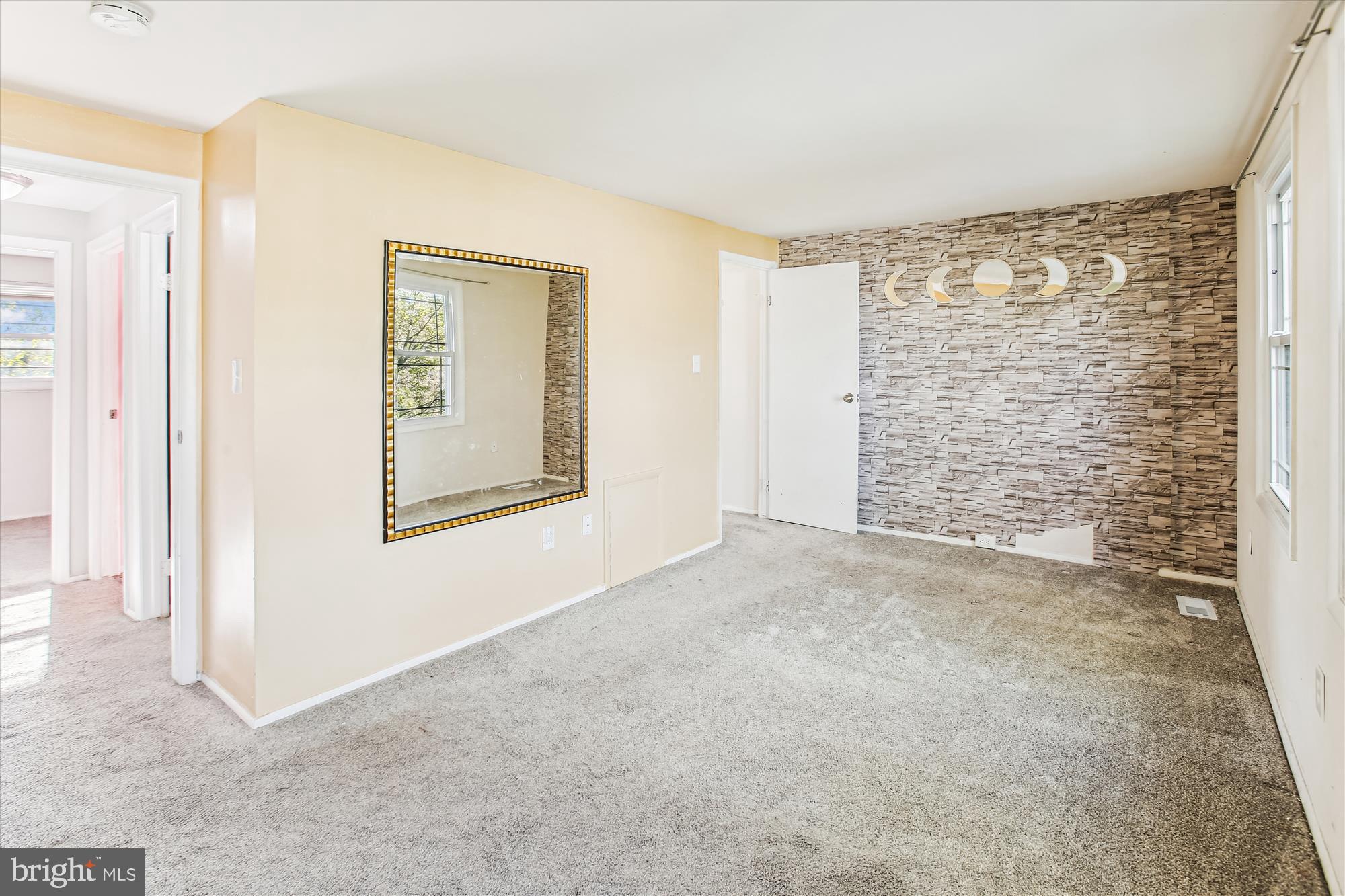 AMBER MEADOWS - Residential