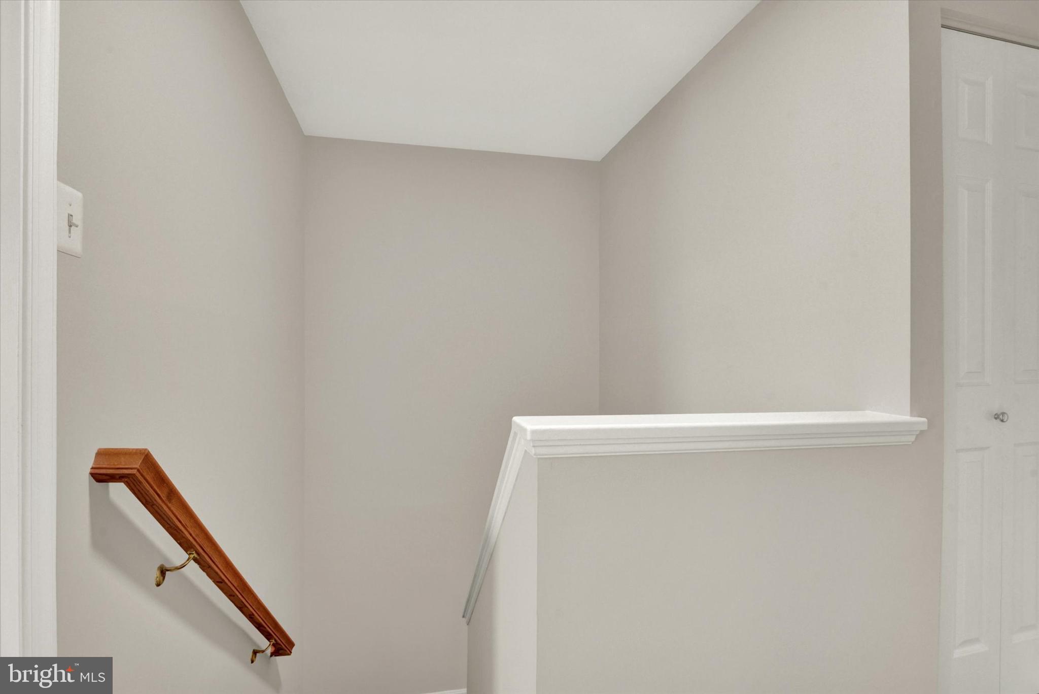 FURNACE HILLS - Residential Lease