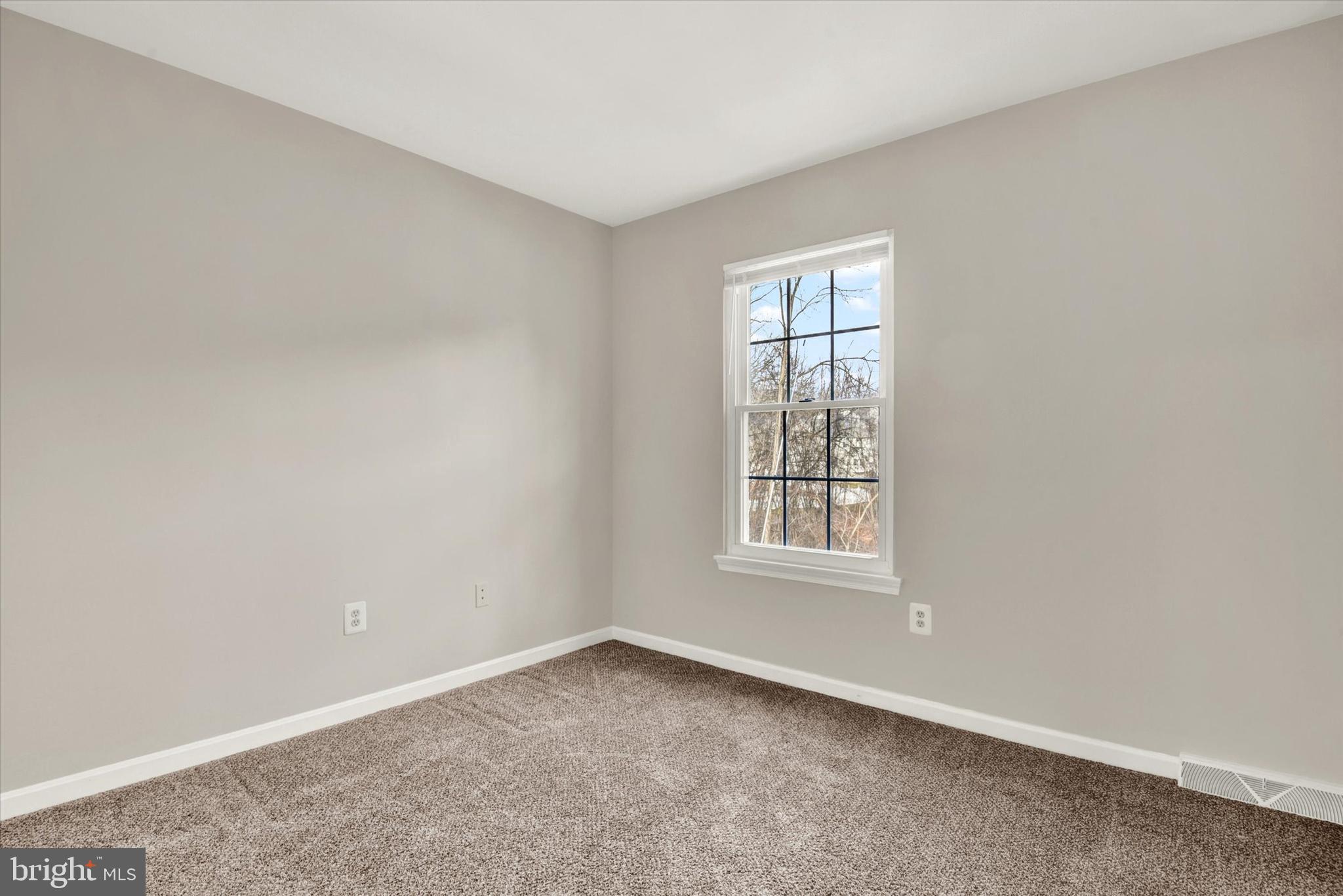 FURNACE HILLS - Residential Lease