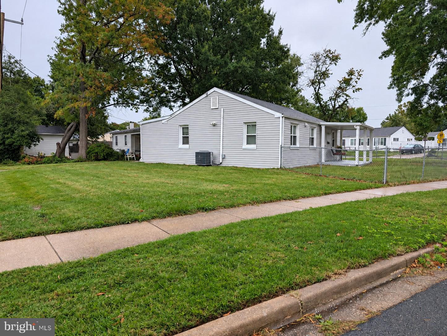 1200 GUILDFORD ROAD