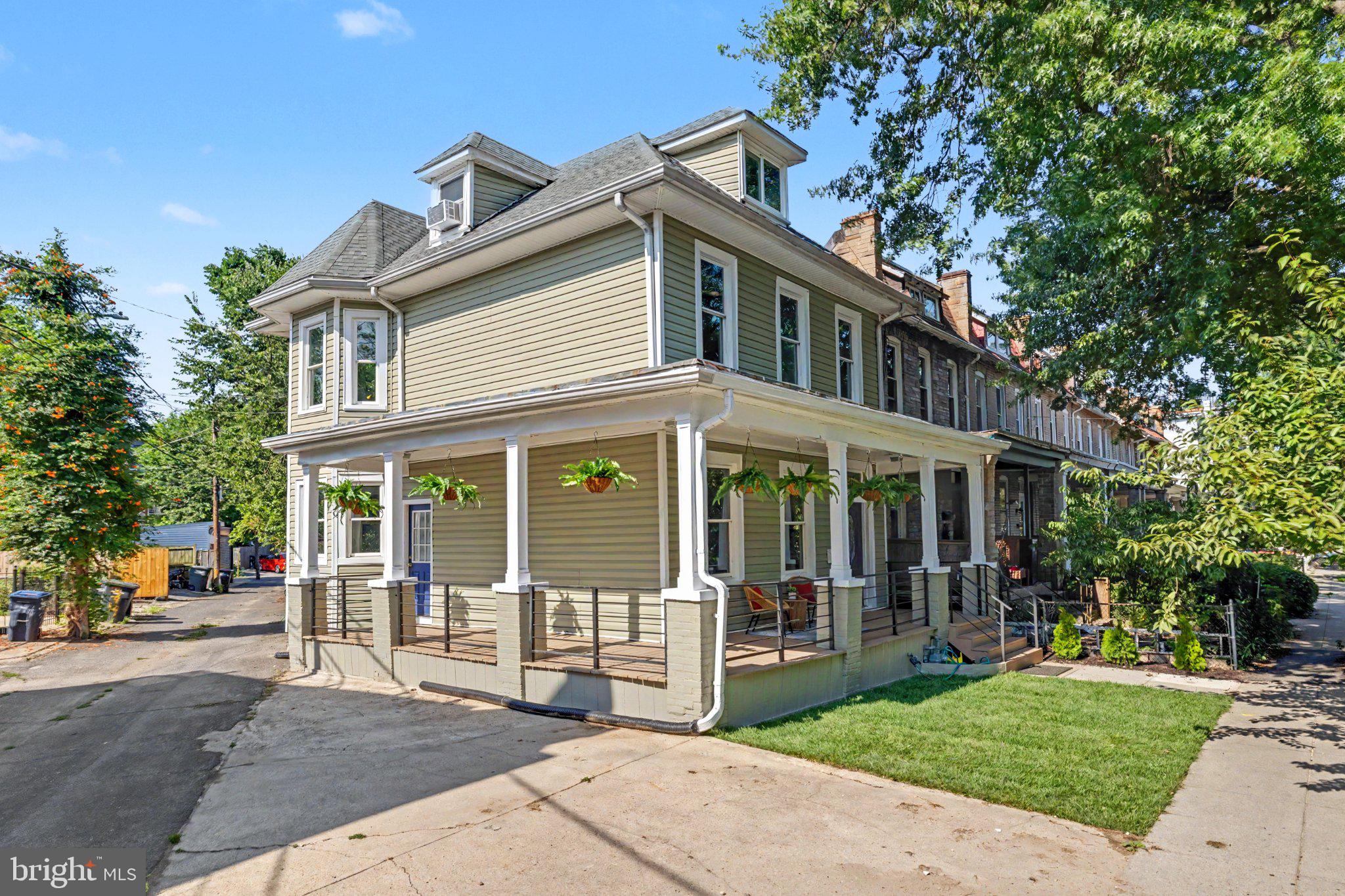 1216 SHEPHERD STREET NW