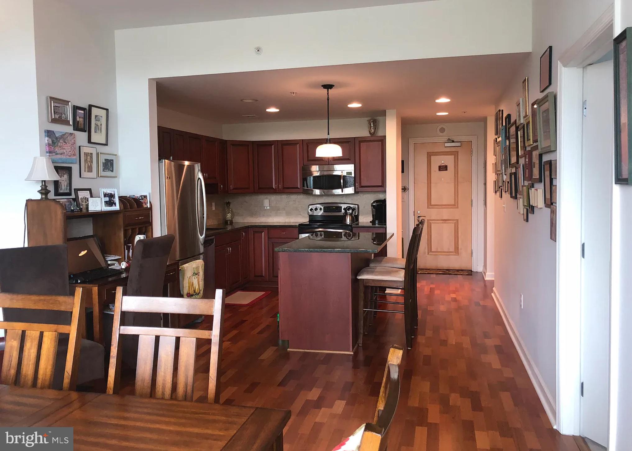 901 N PENN STREET F204