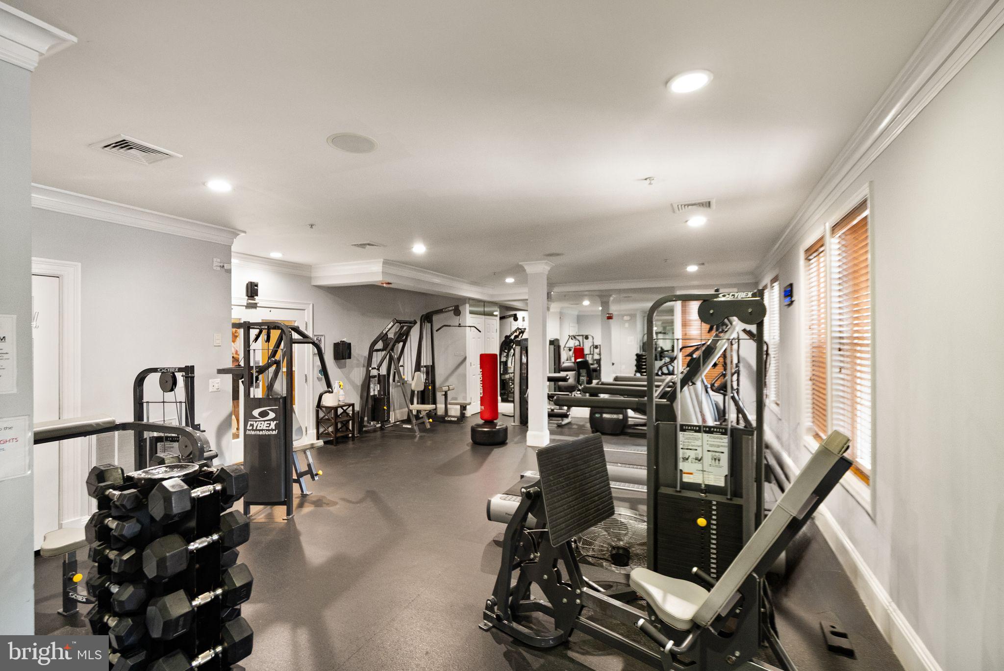 GROVE AT ARLINGTON - Residential