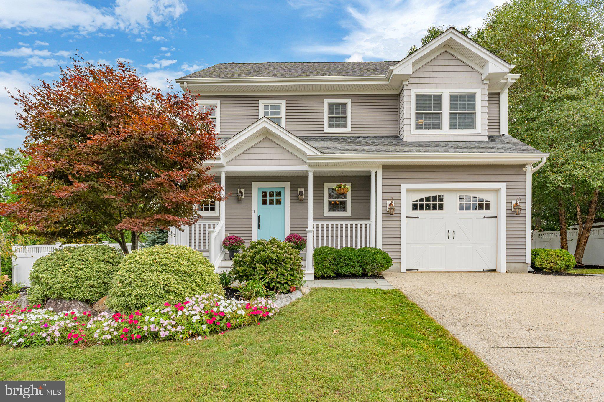 253 ACADEMY LANE