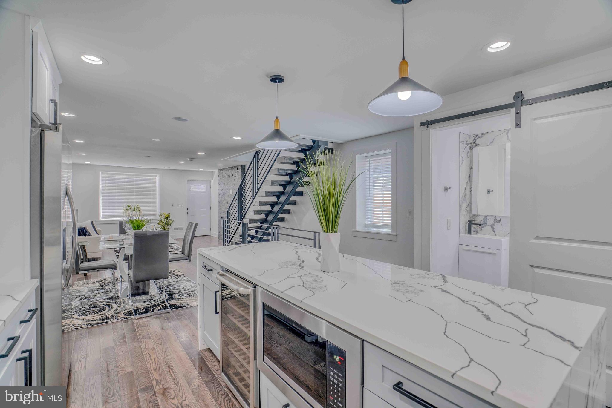 PORT RICHMOND - Residential