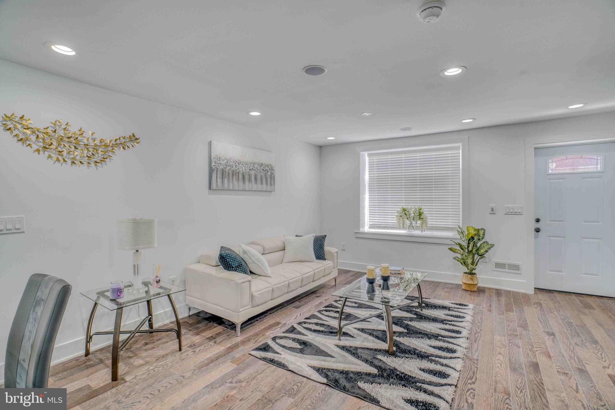 PORT RICHMOND - Residential
