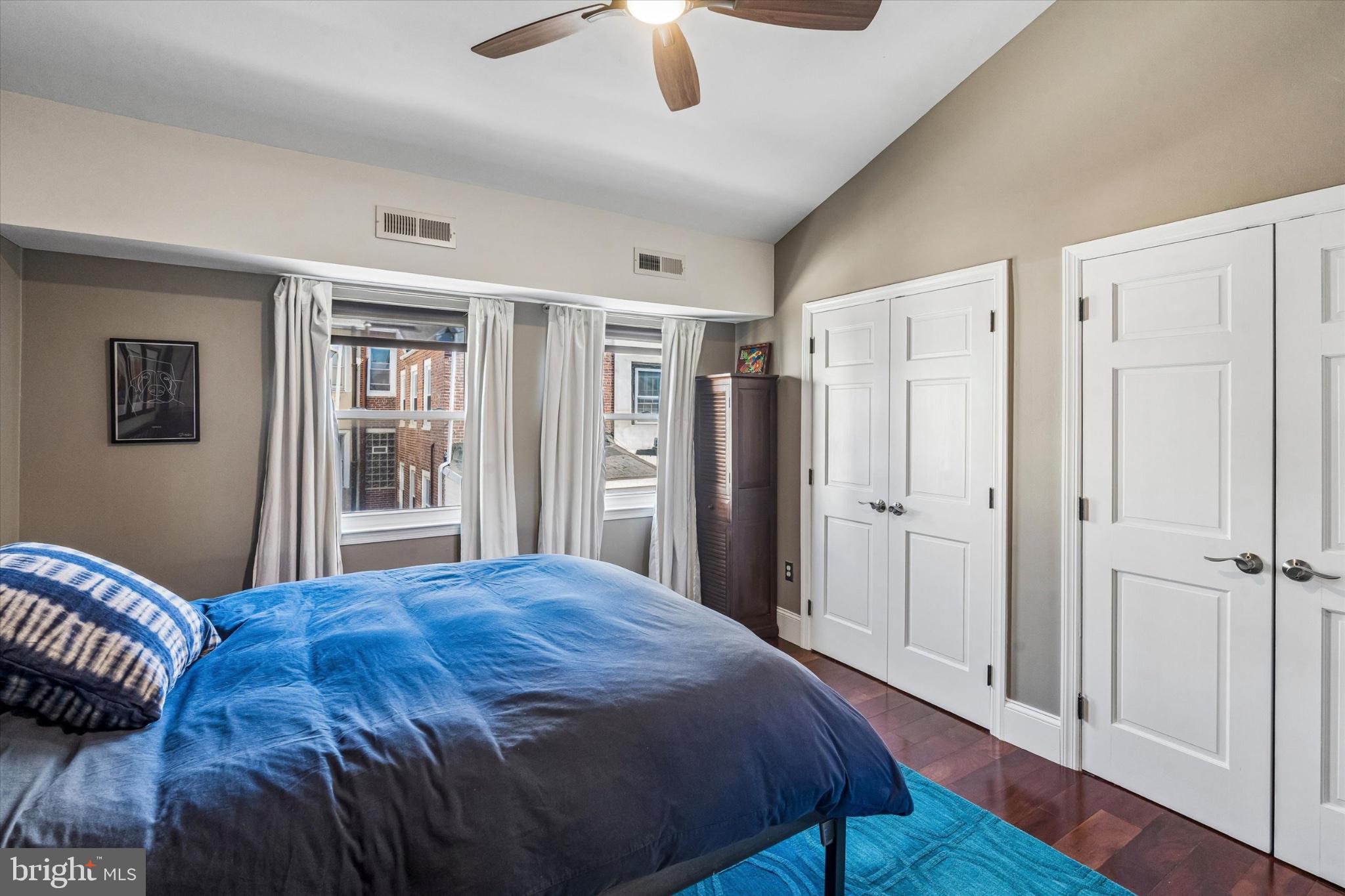 BELLA VISTA - Residential