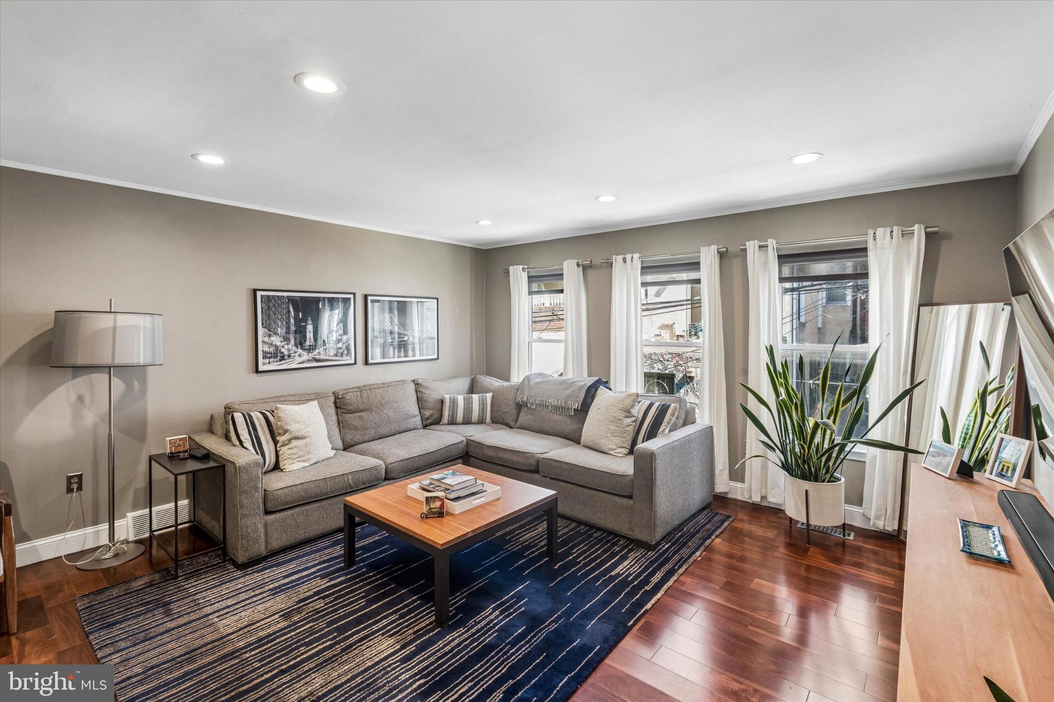 BELLA VISTA - Residential